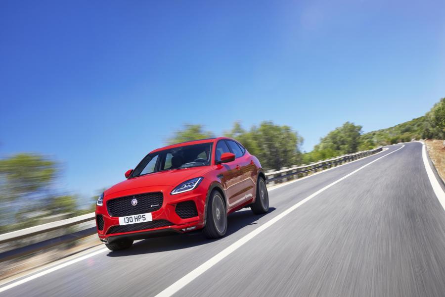  Jaguar E-Pace R-Dynamic First Edition 2017 года  (WW) (фото 14 из 49)